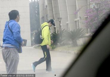 爆粗口图片,网络暴力与文明底线